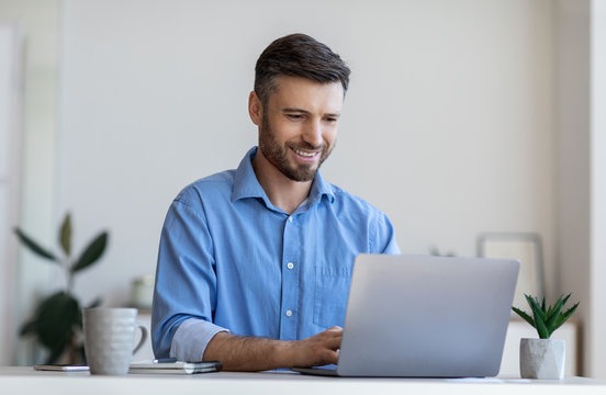 A Detailed Comparison Between 8th Gen and 9th Gen Laptops